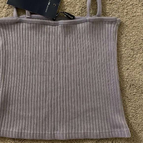 Crop Top - Picture 1 of 1